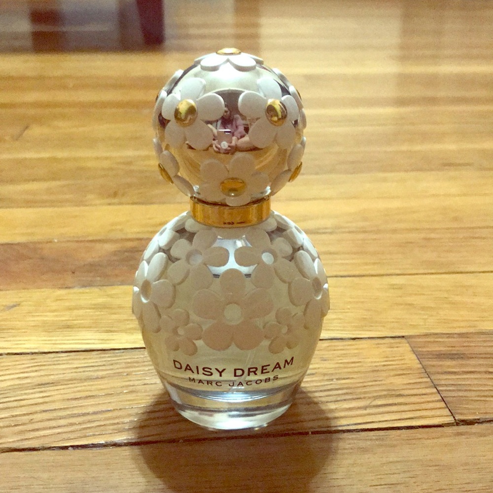 NWOT Daisy Dream by Marc Jacobs